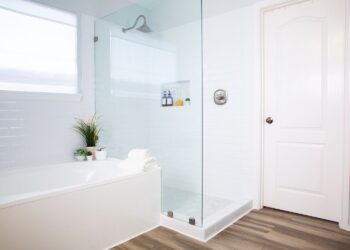 Best Shower Remodel Ideas This Season